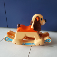 Fisher Price schommel hond